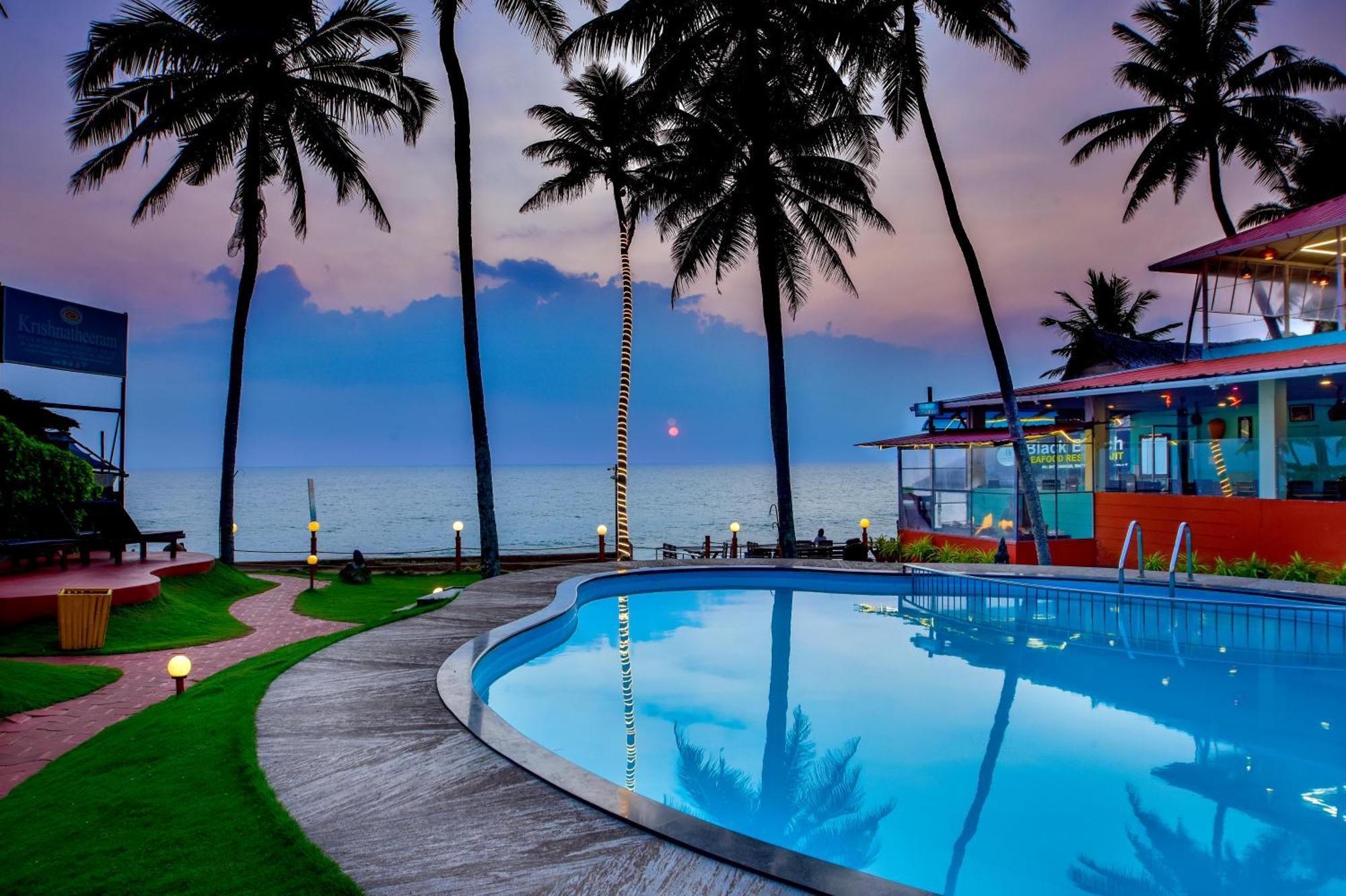 Krishnatheeram Ayur Holy Beach Resorts Varkala Exterior photo